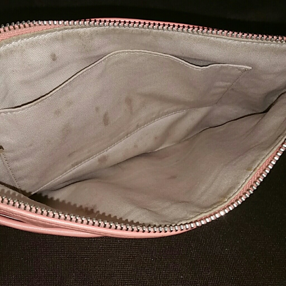 Coach - Picture 3 of 3